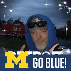 Meet your Posher, Corey